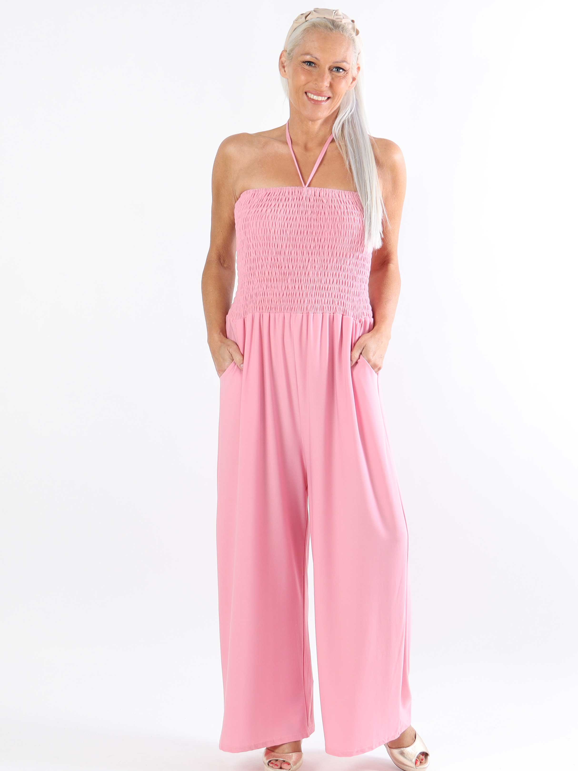 Pams Plain Tube Jumpsuit - Elastisk plus size buksedragt med smock ved brystet